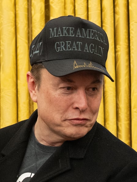 Elon_Musk_in_the_White_House_Oval_Office_on_February_11,_2025_(cropped)