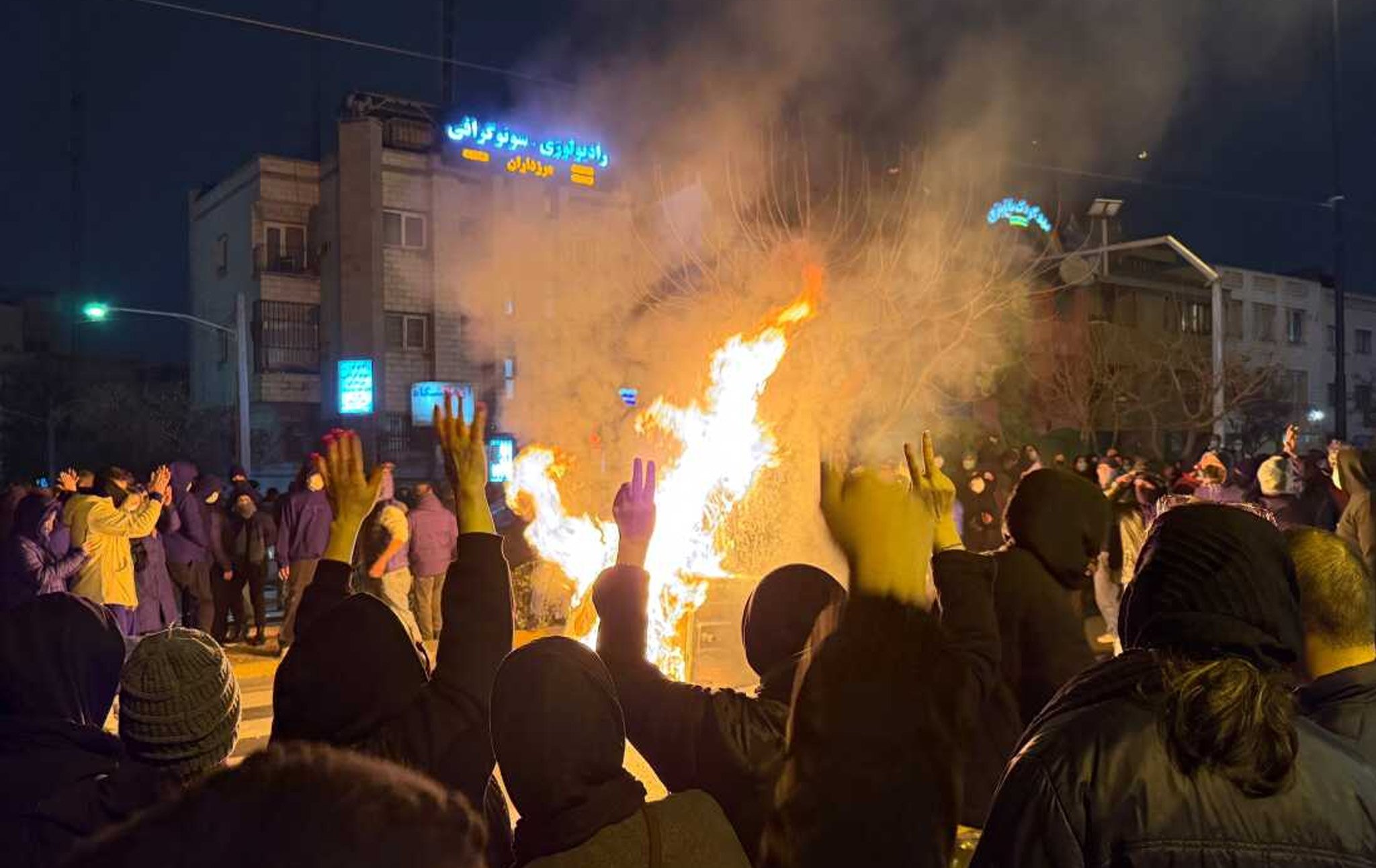 Why American Students Don’t Protest The Iranian Government